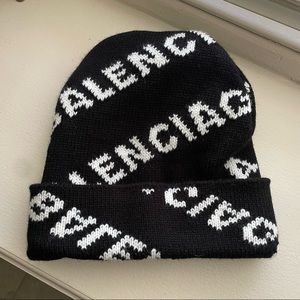 Balenciaga Monochrome Logo Beanie